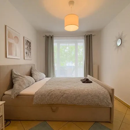 110Qm - 4 Zimmer - Privat Parkplatz - Zentral - Balkon - Mallibase Apartments Kassel Exterior photo
